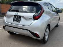 https://riyasewana.com/uploads/toyota-aqua-new-2022-137024912044.jpg