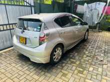 https://riyasewana.com/uploads/toyota-aqua-nhp-10-2013-611344712152.jpg