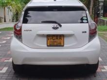 https://riyasewana.com/uploads/toyota-aqua-nhp10-171333486874.jpg