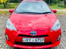 Toyota Aqua Prius C 2014 Car