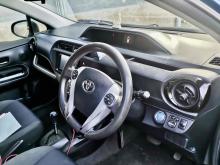https://riyasewana.com/uploads/toyota-aqua-prius-14415725002.jpg
