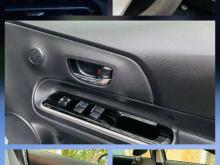 https://riyasewana.com/uploads/toyota-aqua-prius-21059126416.jpg