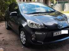 Toyota Aqua Prius C 2014 Car