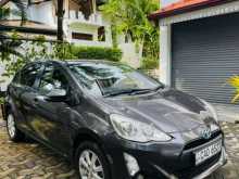 Toyota Aqua Prius C 2015 Car