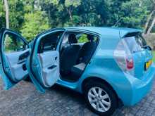 https://riyasewana.com/uploads/toyota-aqua-prius-36491676.jpg