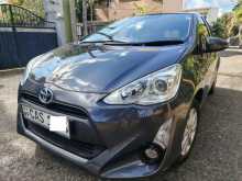 Toyota Aqua Prius C 2016 Car