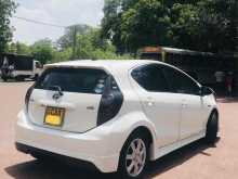 https://riyasewana.com/uploads/toyota-aqua-s-106154222603.jpg