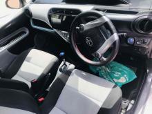 https://riyasewana.com/uploads/toyota-aqua-s-106201424501.jpg