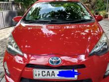 Toyota Aqua S Limited 2013 Car