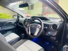 https://riyasewana.com/uploads/toyota-aqua-s-11141831736.jpg
