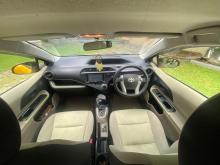 https://riyasewana.com/uploads/toyota-aqua-s-1210332217636.jpg