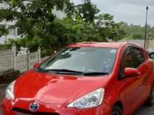 Toyota Aqua S Limited 2013 Car