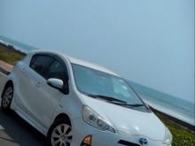 Toyota Aqua S Limited 2013 Car