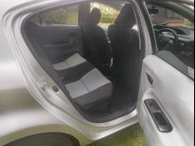 https://riyasewana.com/uploads/toyota-aqua-s-1410142317586.jpg