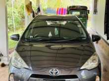 Toyota Aqua S 2013 Car