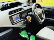 https://riyasewana.com/uploads/toyota-aqua-s-149315317146.jpg