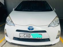 Toyota AQUA S GRADE 2014 Car