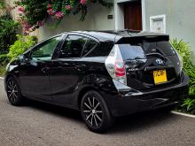https://riyasewana.com/uploads/toyota-aqua-s-1510412317502.jpg