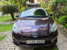 Toyota Aqua S Gade 2014 Car