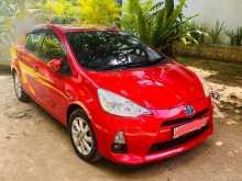 https://riyasewana.com/uploads/toyota-aqua-s-151810254942.jpg