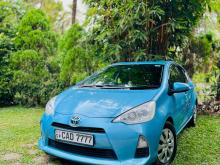 Toyota AQUA S GRADE 2013 Car