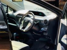 https://riyasewana.com/uploads/toyota-aqua-s-1613145717145.jpg