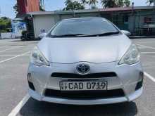 https://riyasewana.com/uploads/toyota-aqua-s-1616054022162.jpg