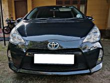 Toyota AQUA S GRADE 2014 Car