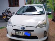 Toyota Aqua S Grade 2014 Car