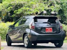 https://riyasewana.com/uploads/toyota-aqua-s-1722390624151.jpg