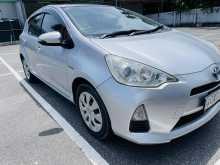 https://riyasewana.com/uploads/toyota-aqua-s-1723163422403.jpg