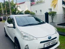 Toyota Aqua S Grade 2015 Car