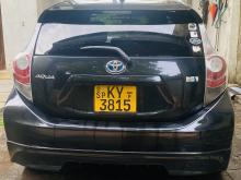 https://riyasewana.com/uploads/toyota-aqua-s-1812240017455.jpg