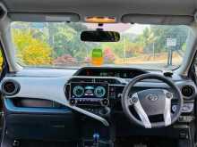 https://riyasewana.com/uploads/toyota-aqua-s-187402822362.jpg