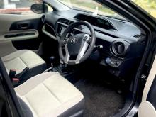 https://riyasewana.com/uploads/toyota-aqua-s-1912032617145.jpg