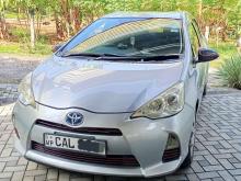 https://riyasewana.com/uploads/toyota-aqua-s-1933146431.jpg