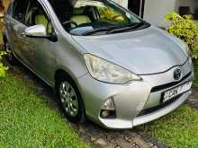 Toyota Aqua S Grade 2013 Car