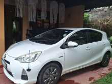 https://riyasewana.com/uploads/toyota-aqua-s-20004404642.jpg
