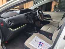 https://riyasewana.com/uploads/toyota-aqua-s-20004404963.jpg