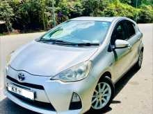 Toyota Aqua S Grade 2012 Car