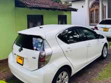 https://riyasewana.com/uploads/toyota-aqua-s-2012-112444512294.jpg