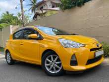 https://riyasewana.com/uploads/toyota-aqua-s-2012-1210324512032.jpg