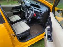 https://riyasewana.com/uploads/toyota-aqua-s-2012-1210324512404.jpg
