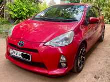 Toyota Aqua S Limited 2012 Car