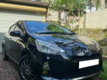 Toyota Aqua S Grade 2012 Car