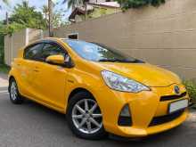 https://riyasewana.com/uploads/toyota-aqua-s-2012-157480612412.jpg
