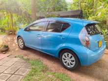 https://riyasewana.com/uploads/toyota-aqua-s-2012-1917330212404.jpg