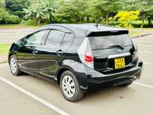 https://riyasewana.com/uploads/toyota-aqua-s-2012-1919240612312.jpg
