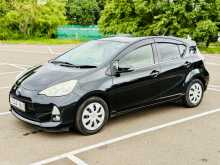 https://riyasewana.com/uploads/toyota-aqua-s-2012-1919240612583.jpg