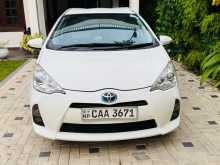 Toyota Aqua S Grade 2012 Car